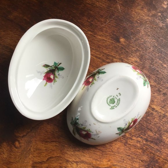 Lovely collectible Hammersley fine bone china Egg/Trinket Dish Floral design - Picture 5 of 6